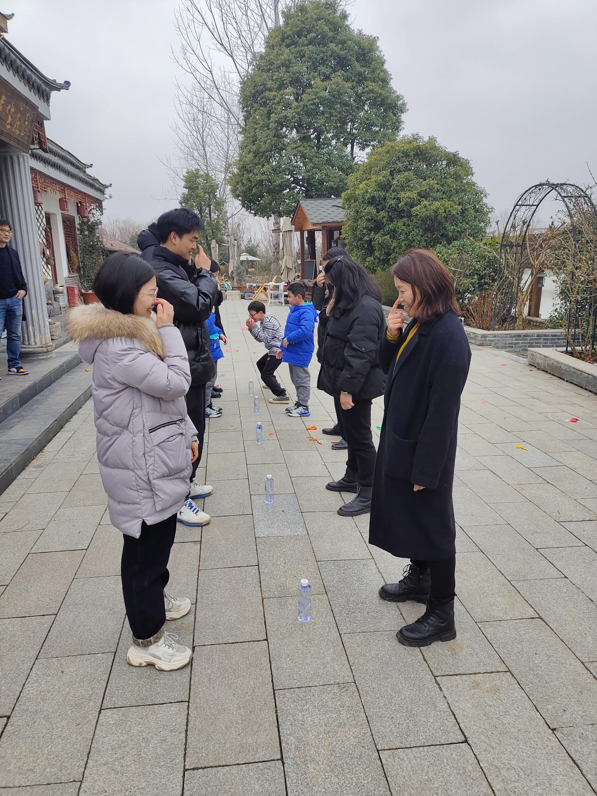 D:\A景秀律师事务所\年会\2022年年会\5419ff264465fe6bd6117a24b4f098a6.jpg